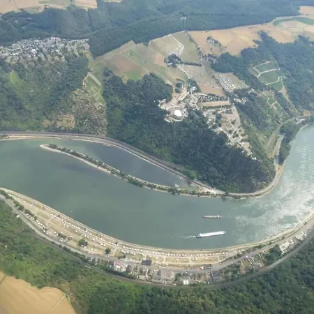 別荘 Exklusives In Am Rhein, Cleaning Included ザンクト・ゴアールスハウゼン